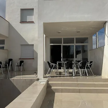 Holiday home Caseta De L'avi Camarles