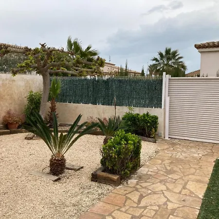 Tatil Evi Caseta De L'avi